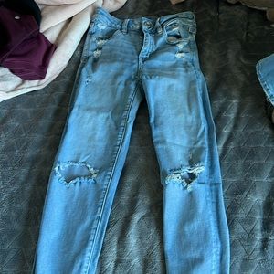 american eagle ripped jeans